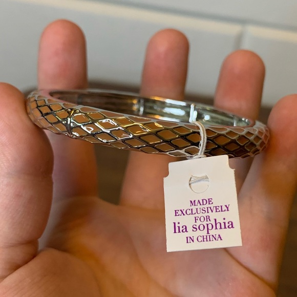 Lia Sophia Bracelet Honeycomb Metal Stretch Bangle Orange Jewelry Gift - Picture 4 of 7